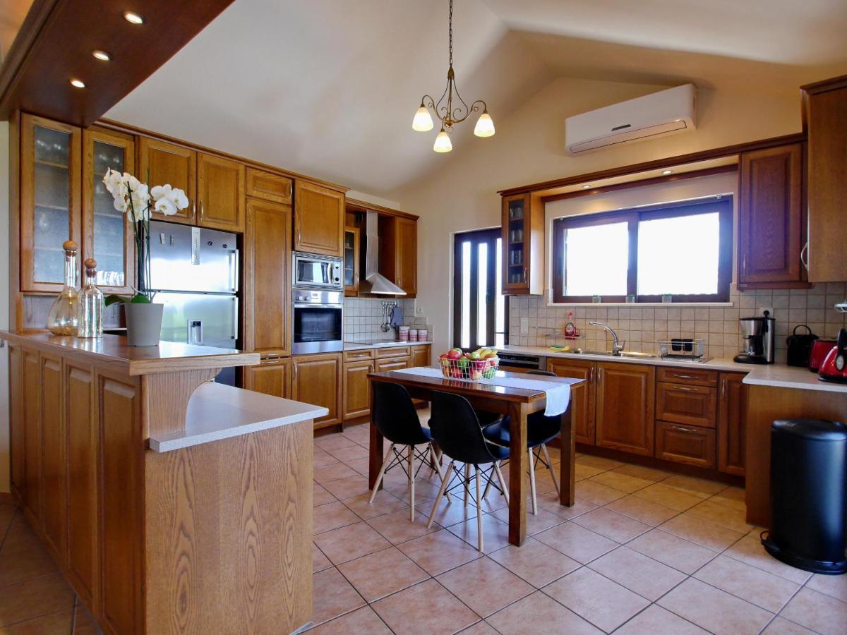 Villa Metapothia Gavalochori Crete Exteriör bild