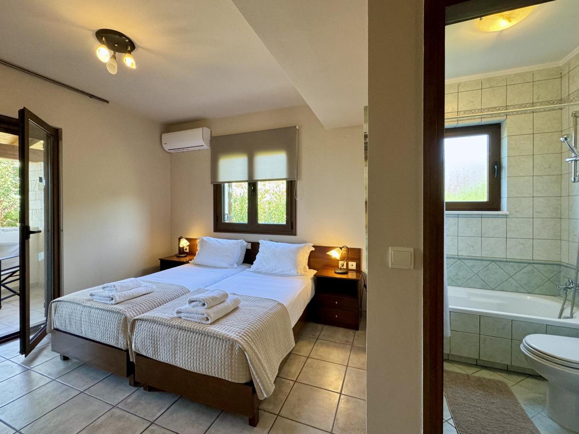 Villa Metapothia Gavalochori Crete Exteriör bild